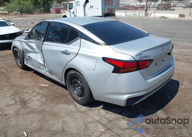 1N4BL4BV8RN346898: 43111137