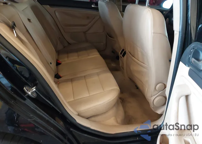 3VWEF71K47M073079: 43111340