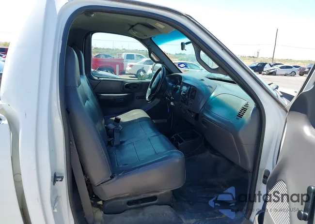 1FTPF17L81NB33208: 43111343