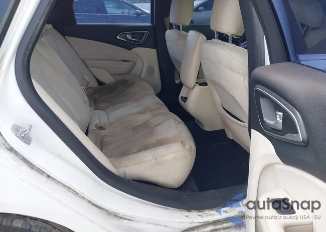 1C3CCCAB6FN747964: 43111379