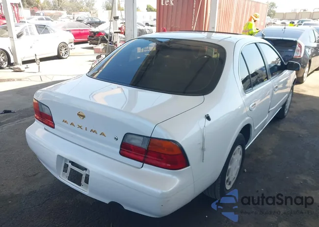 JN1CA21D3ST038818: 43111653