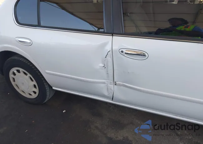 JN1CA21D3ST038818: 43111653