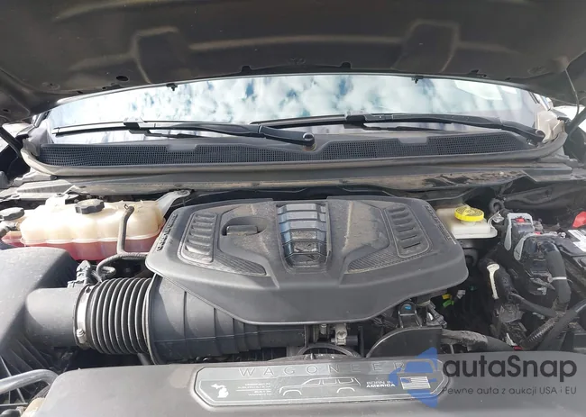 1C4SJSBP4RS122468: 43111677