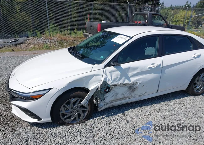 KMHLM4DG6RU648718: 43110710