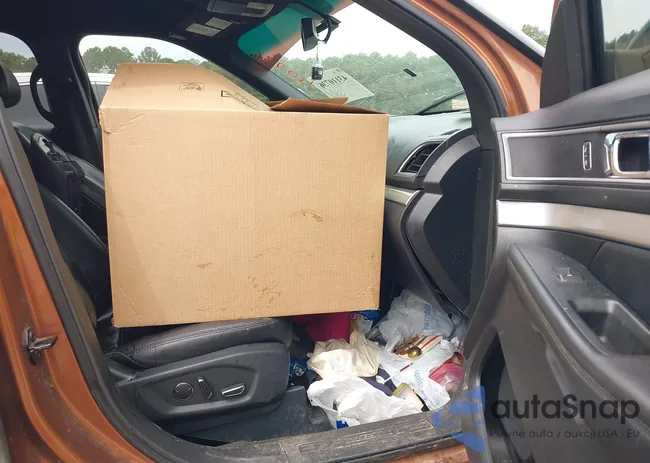 1FM5K7D8XHGB37521: 43110736