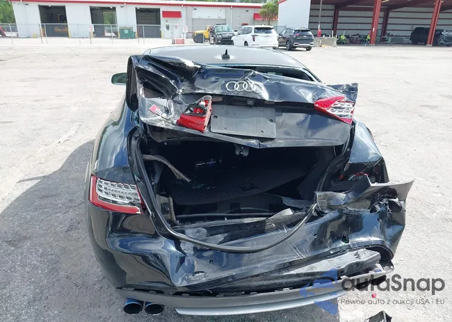 WAUCVAFR8CA003136: 43111032