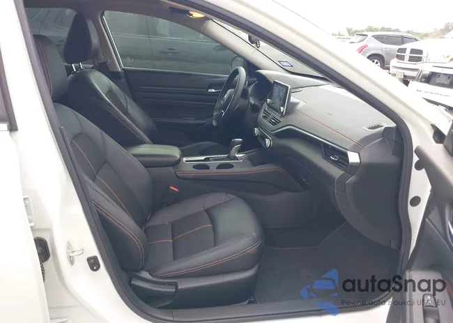 1N4BL4CV8MN401244: 43112137