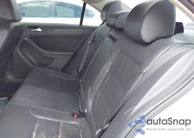 3VWD07AJ0EM368116: 43112229