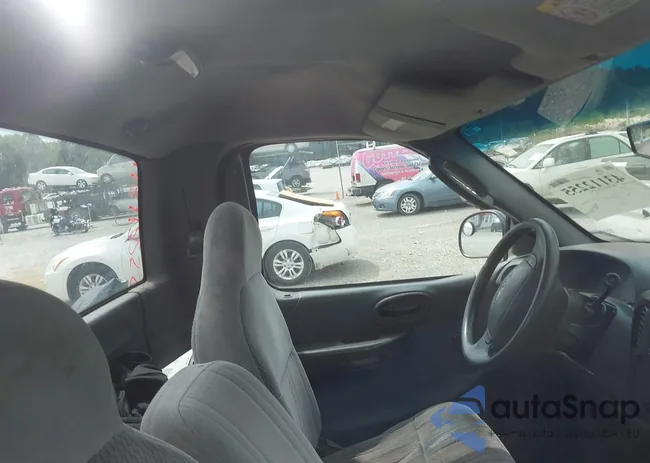 1FTRF172X2NB93881: 43112255