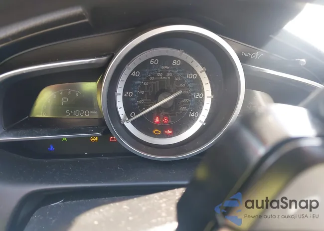 3MYDLBYV8JY331986: 43112390