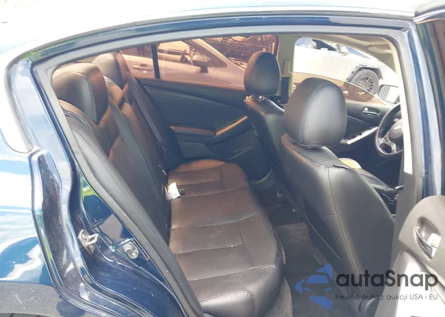 1N4AL21E27N472057: 43112464