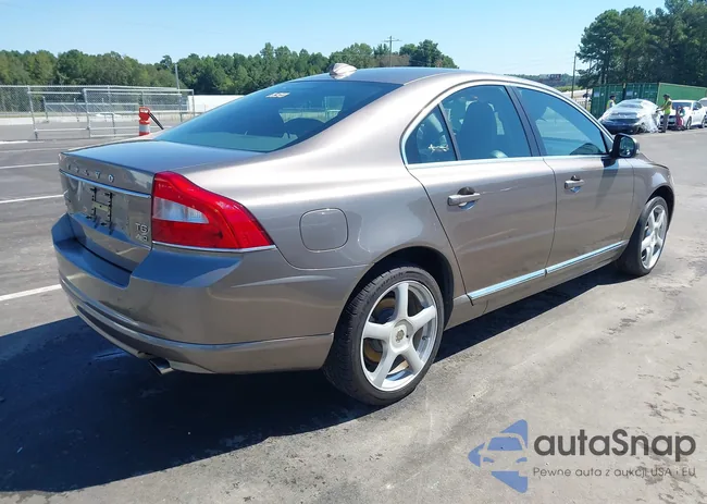 YV1902AH1C1163384: 43112586