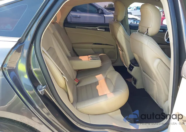 3FA6P0LU7FR149265: 43112596