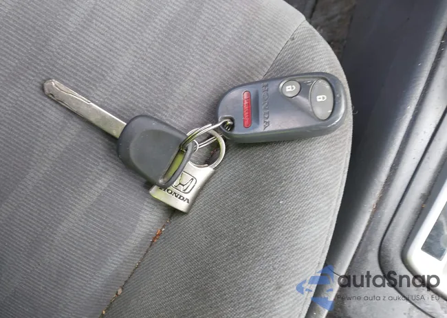 2HGES26884H541275: 43112614