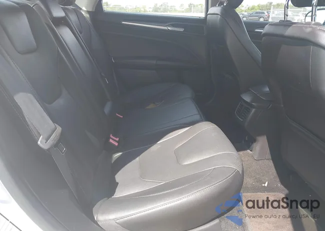 3FA6P0RU3ER278870: 43112689