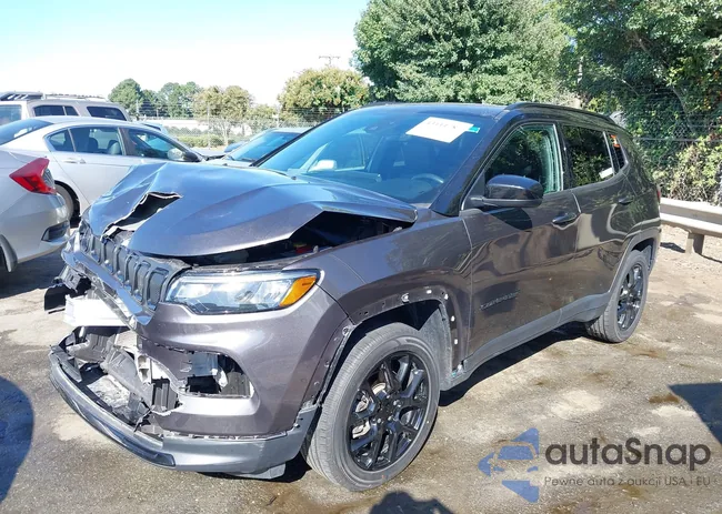 3C4NJDBB8NT222546: 43111787