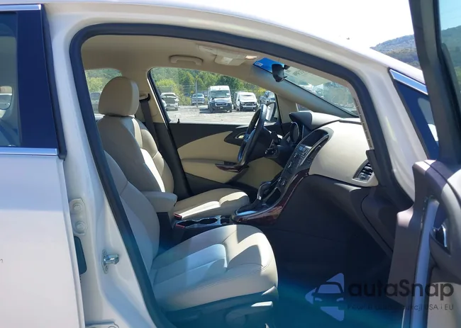 1G4PP5SK1F4206592: 43113096