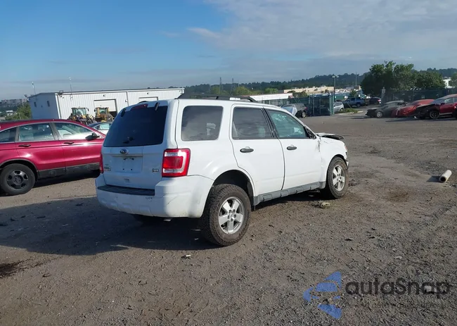 1FMCU9DG8CKC27311: 43113103