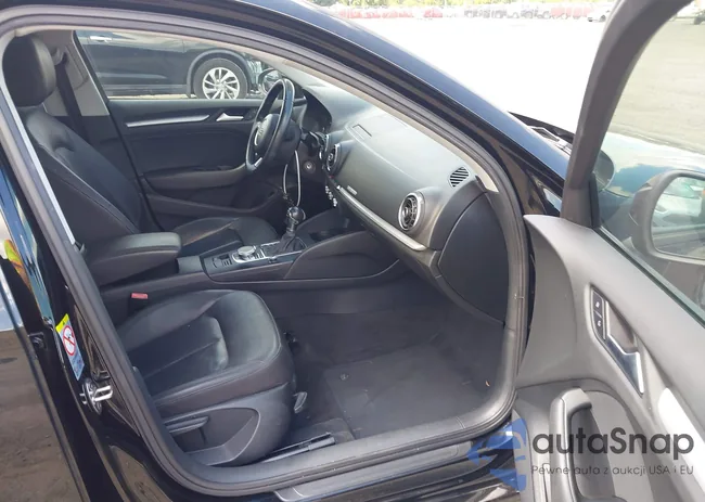 WAUBFGFF9F1007105: 43113131