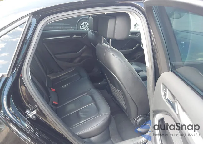 WAUBFGFF9F1007105: 43113131