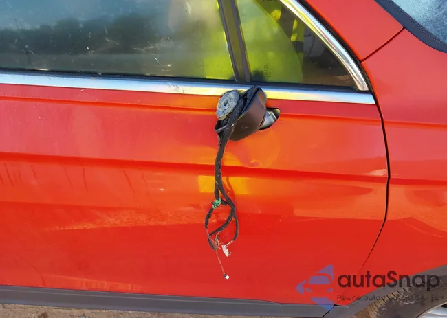 3VV2B7AX1KM004325: 43113251