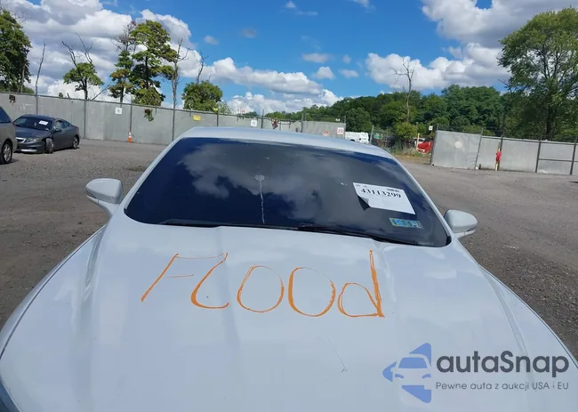 3FA6P0HD0JR199622: 43113299