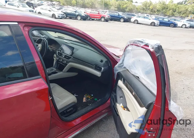 1HGCV2F57JA018585: 43113308