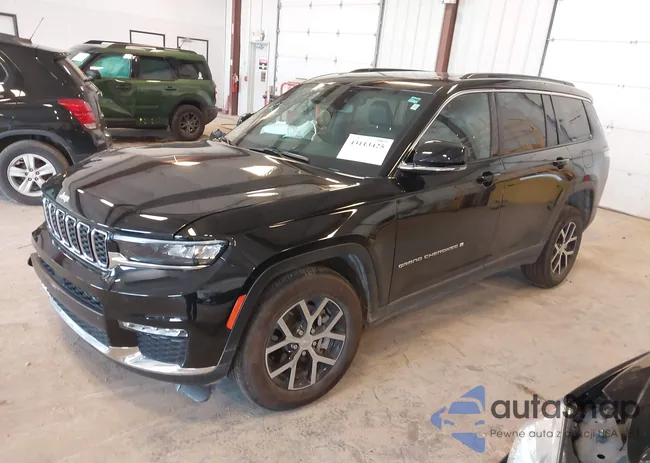 1C4RJKBG8R8597049: 43113425