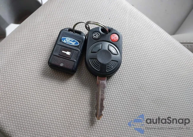 1FMCU9DG3CKA11205: 43113671