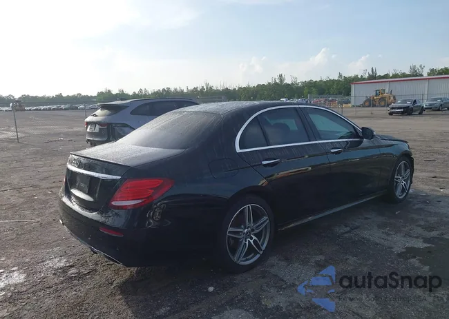 WDDZF4JB1KA666963: 43112771