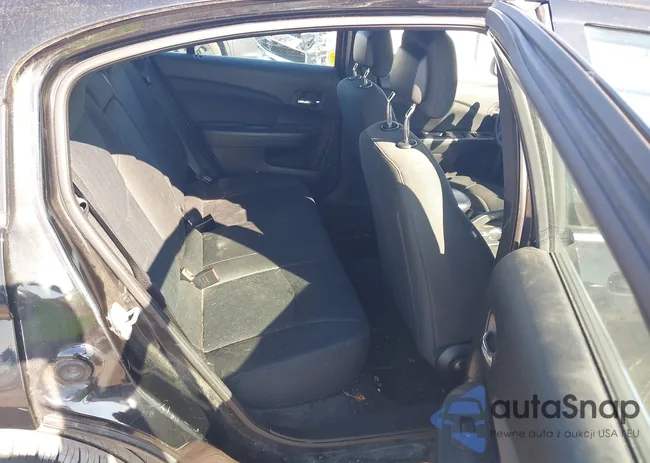 1C3BC1FB0BN542708: 43112815