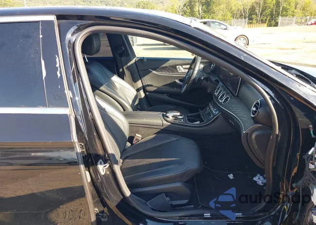 W1KZF8DB4LA833563: 43112832