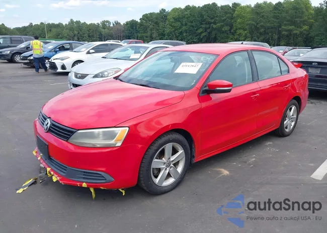 3VWLL7AJ0CM467695: 43112847