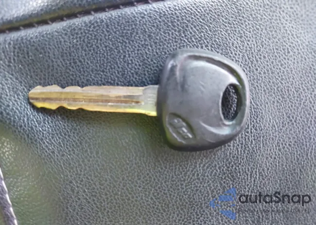 KNAFK4A66F5323928: 43112917