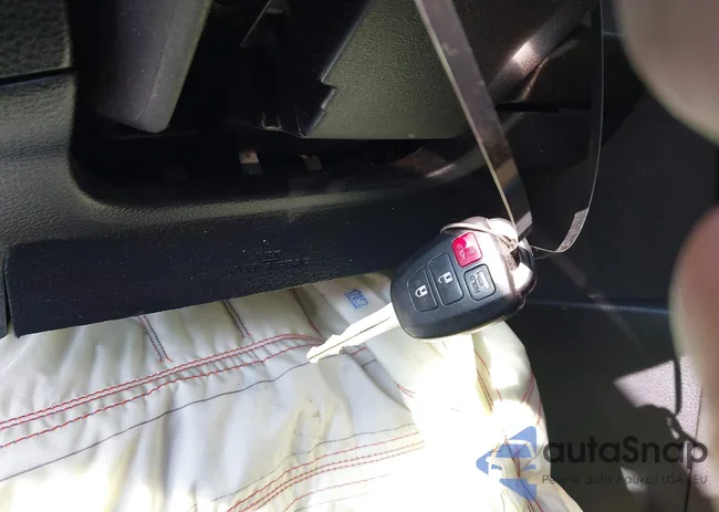 2T1BURHE3KC187759: 43114320