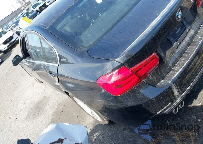 WBA8E1C3XHA156534: 43114359