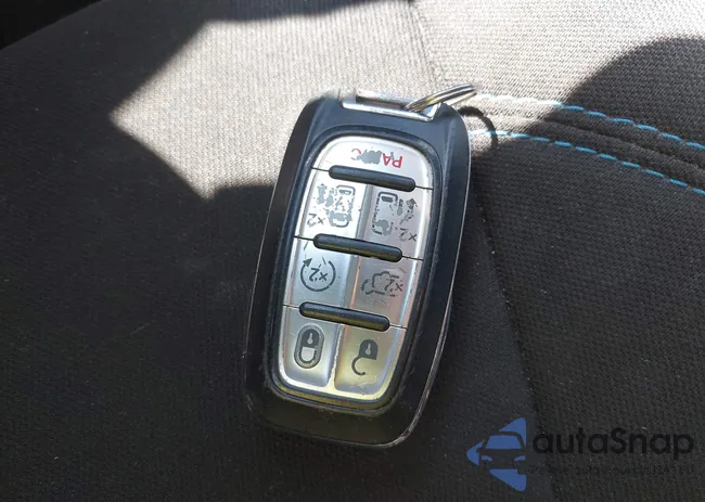 2C4RC3FG7MR514668: 43114378