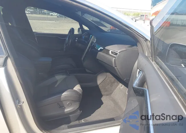 5YJXCAE2XHF048804: 43114570