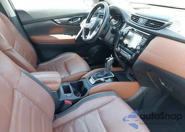 JN8AT2MV7HW277500: 43113838