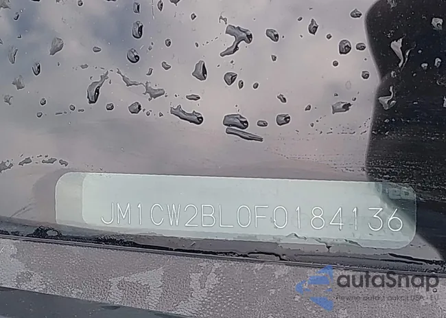 JM1CW2BL0F0184136: 43113882