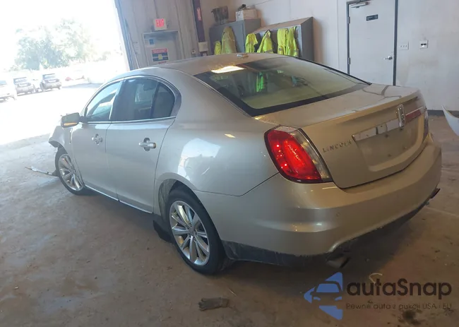 1LNHL9FT9BG605625: 43113991