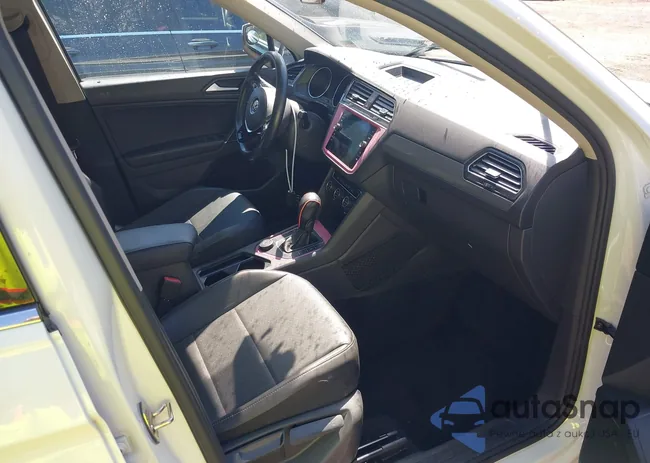 3VV2B7AX8LM104486: 43115230