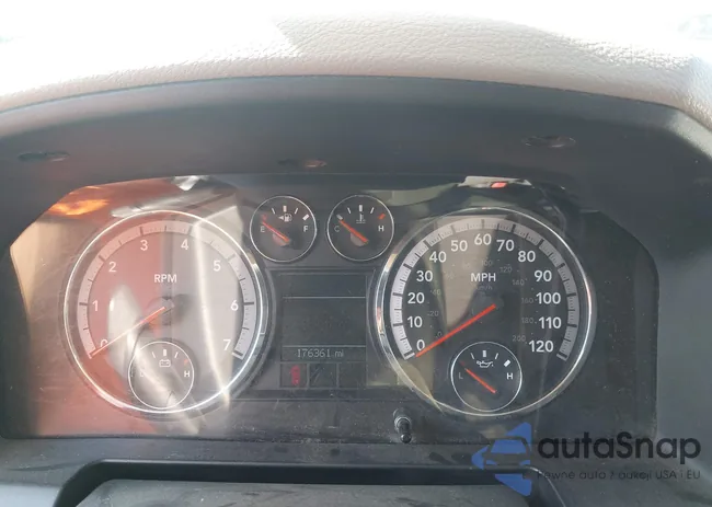 1D3HB18P29S796621: 43115243