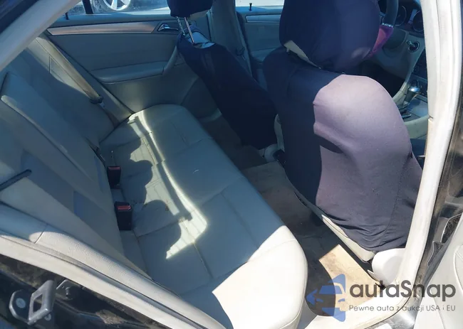 WDBRF52H06F748547: 43115298