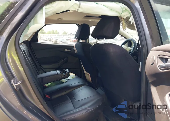 1FAHP3N26CL434121: 43115372