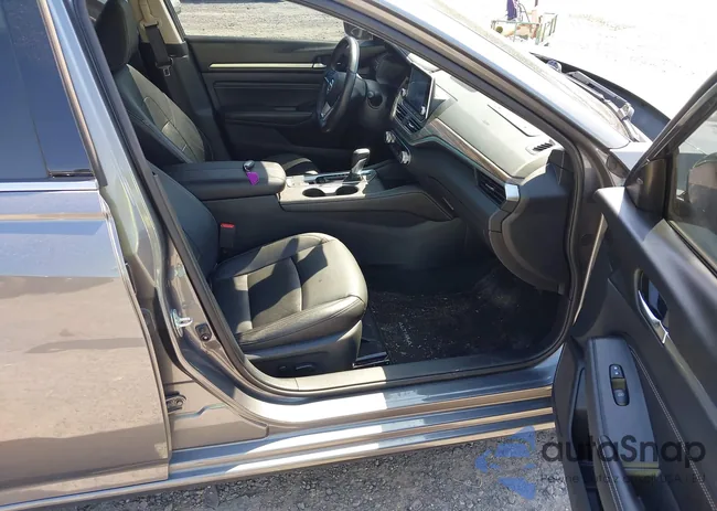 1N4BL4EV8KC121684: 43115416