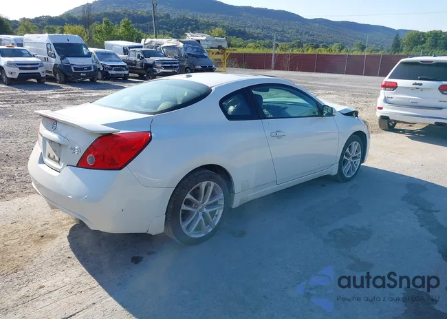 1N4BL2EP8BC126146: 43114708