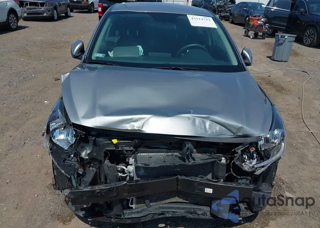 3KPA24AD2PE619627: 43114732