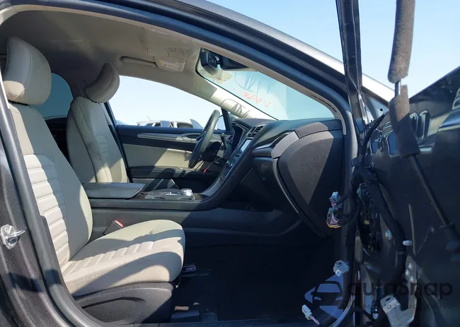 3FA6P0G73KR178275: 43114814