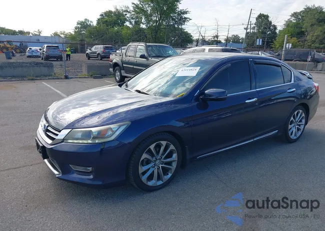 1HGCR3F85DA008422: 43114824